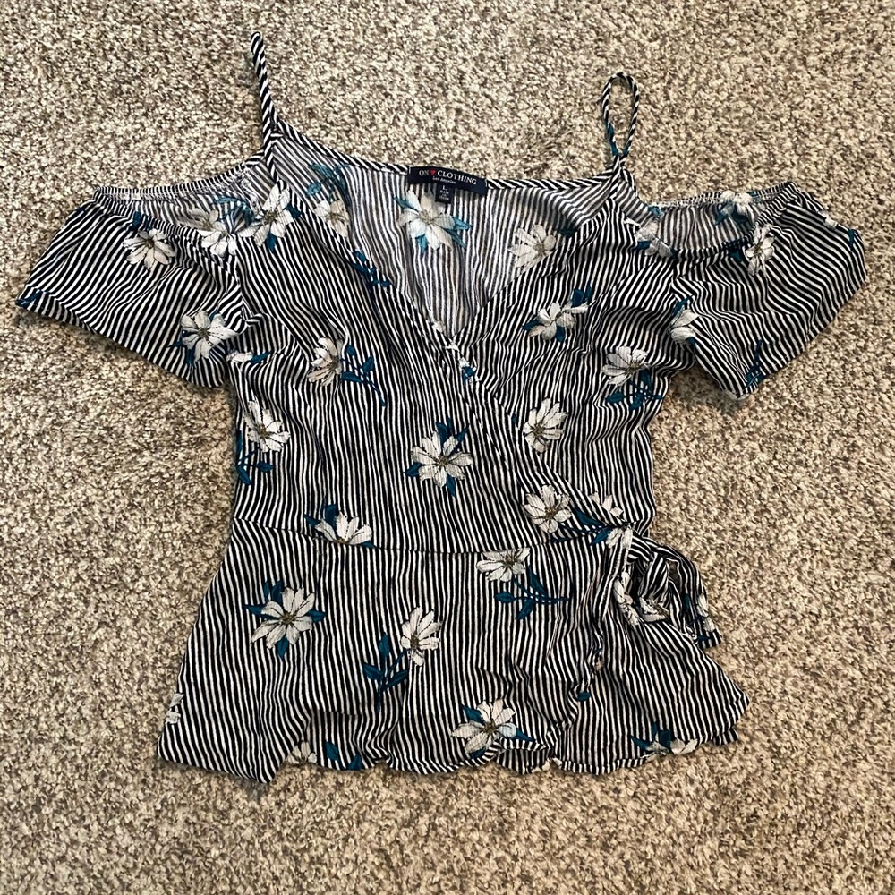 One heart clothing off-shoulder top
